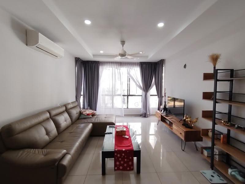 Kondominium untuk Dijual di Upper East @ Tiger Lane - Kar Long Lee - Living Room - PropertyGuru.com.my