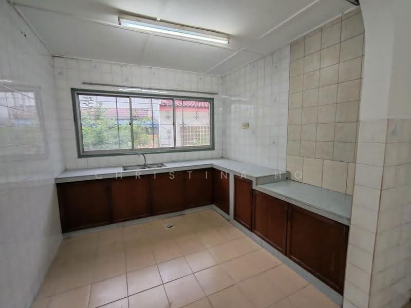 2-storey Terraced House for Sale in Taman Wangsa Baiduri (Subang Jaya) - Christina Ho - Kitchen - PropertyGuru.com.my