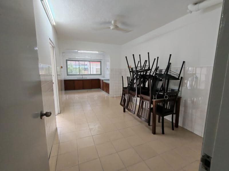 2-storey Terraced House for Sale in Taman Wangsa Baiduri (Subang Jaya) - Christina Ho - Kitchen - PropertyGuru.com.my