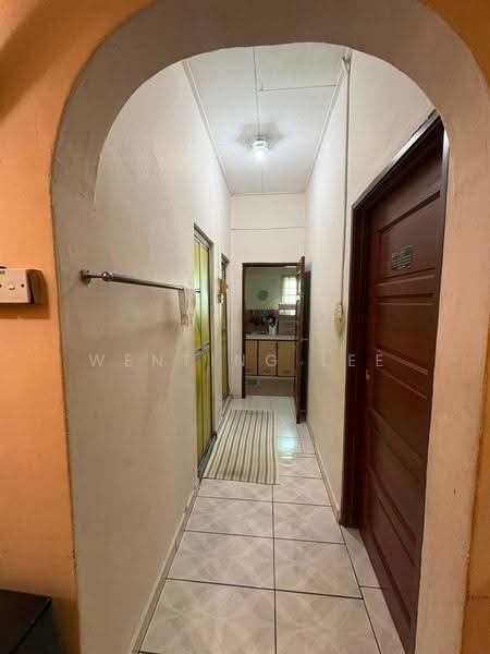 Rumah Teres 1-Tingkat untuk Dijual di Taman Ungku Tun Aminah (Skudai) - Wenting Lee - Corridor - PropertyGuru.com.my