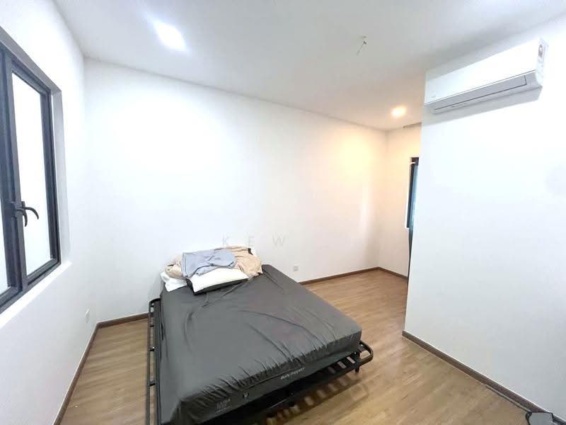 Rumah Teres 2-Tingkat untuk Dijual di Jade Hills (Kajang) - Kew . - Bedroom - PropertyGuru.com.my