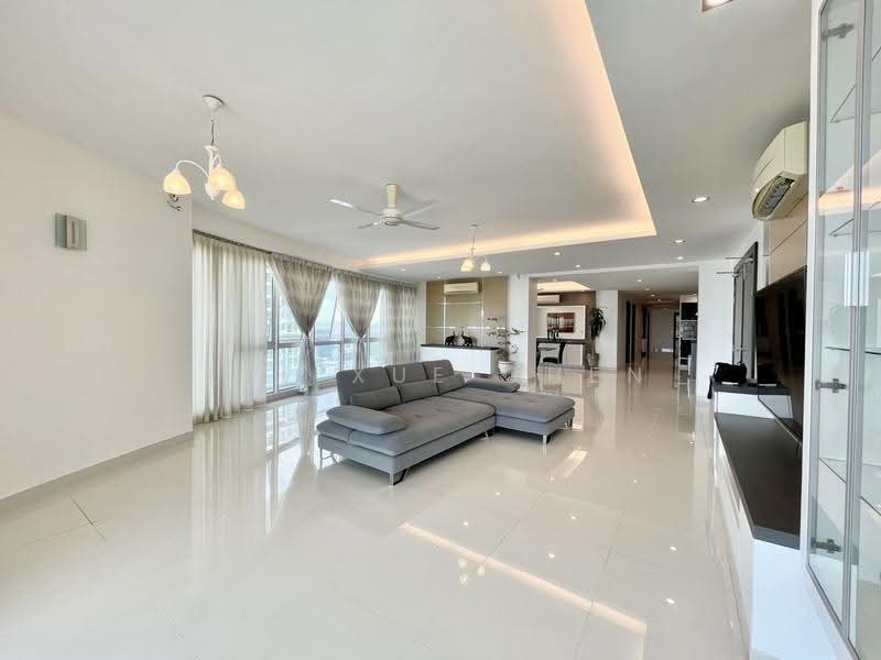 Kondominium untuk Disewa di Gurney Paragon - Lee Xue Chen - Living Room - PropertyGuru.com.my