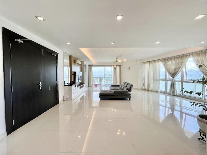 Kondominium untuk Disewa di Gurney Paragon - Lee Xue Chen - Living Room - PropertyGuru.com.my