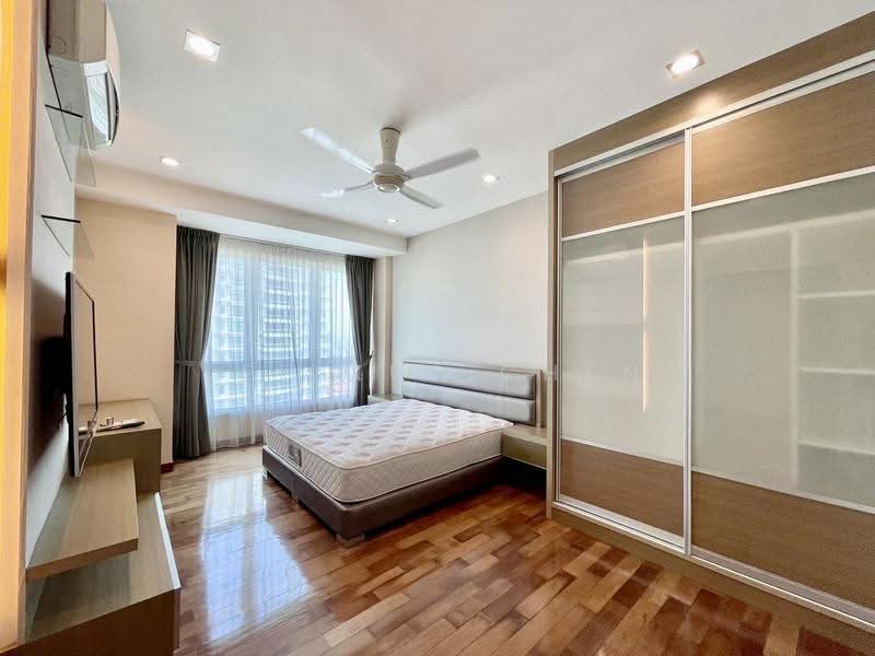 Kondominium untuk Disewa di Gurney Paragon - Lee Xue Chen - Bedroom - PropertyGuru.com.my