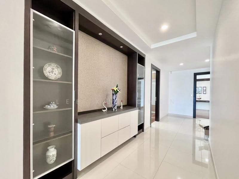 Kondominium untuk Disewa di Gurney Paragon - Lee Xue Chen - Corridor - PropertyGuru.com.my