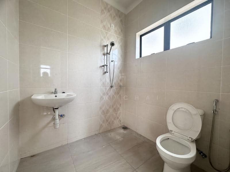 2-storey Terraced House for Sale in Teluk Intan (Perak) - Kevin Chai - Bathroom - PropertyGuru.com.my