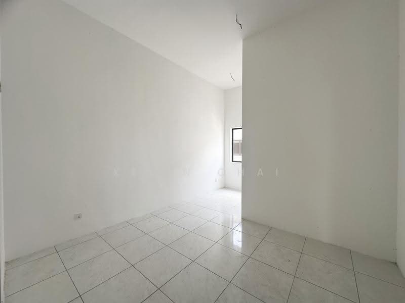 2-storey Terraced House for Sale in Teluk Intan (Perak) - Kevin Chai - Bedroom - PropertyGuru.com.my