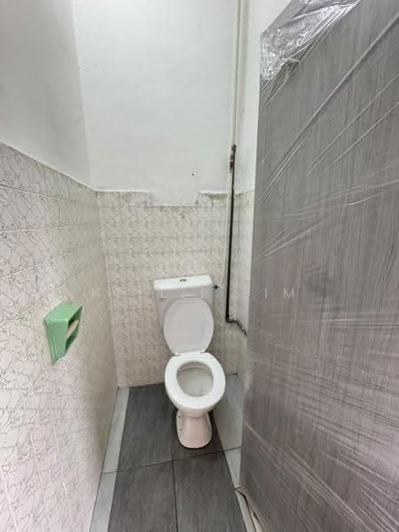 Rumah Teres 1-Tingkat untuk Disewa di Taman Ungku Tun Aminah (Skudai) - Nellie Lim - Bathroom - PropertyGuru.com.my