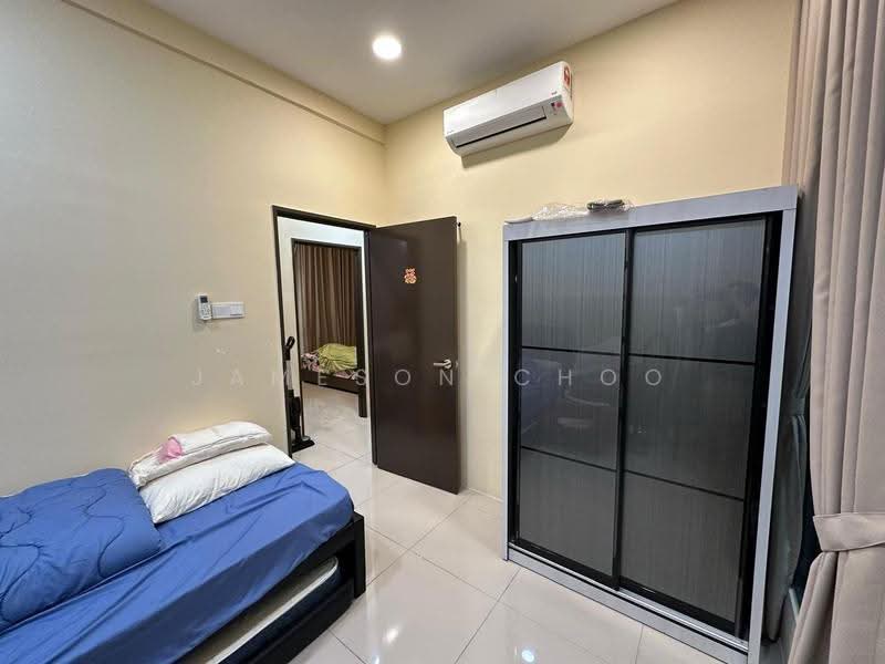 Service Residence for Sale at 8Scape Residence @ Sutera - Jameson Choo - Bedroom - PropertyGuru.com.my