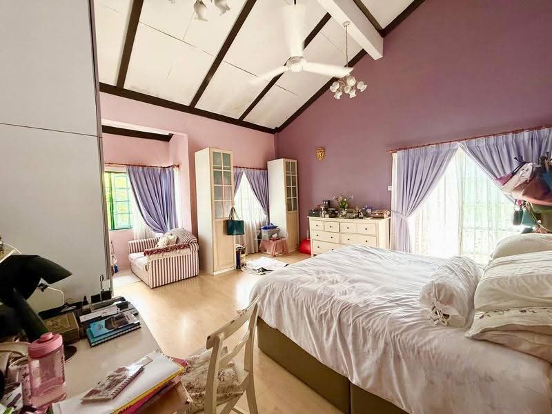 Bungalow House for Sale in Seksyen 7 (Shah Alam) - Azizol . - Bedroom - PropertyGuru.com.my