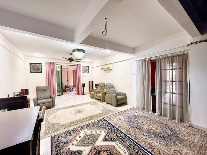 Bungalow House for Sale in Seksyen 7 (Shah Alam) - Azizol . - Living Room - PropertyGuru.com.my
