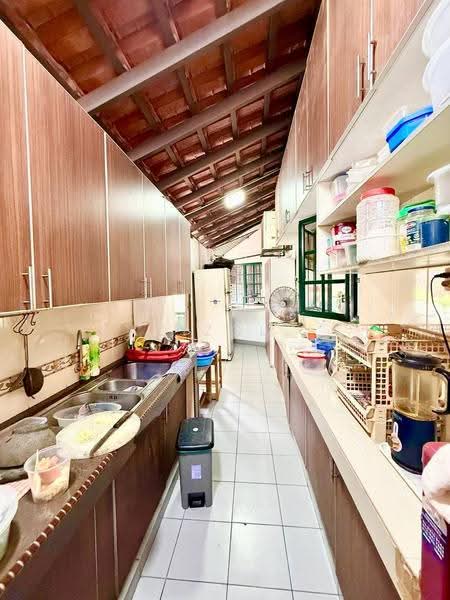 Bungalow House for Sale in Seksyen 7 (Shah Alam) - Azizol . - Kitchen - PropertyGuru.com.my