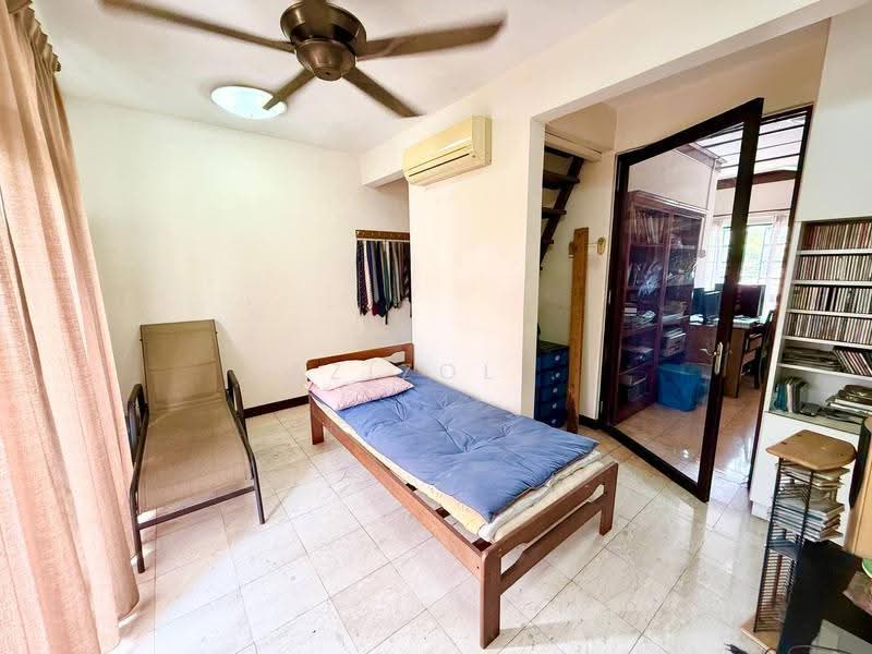 Bungalow House for Sale in Seksyen 7 (Shah Alam) - Azizol . - Bedroom - PropertyGuru.com.my