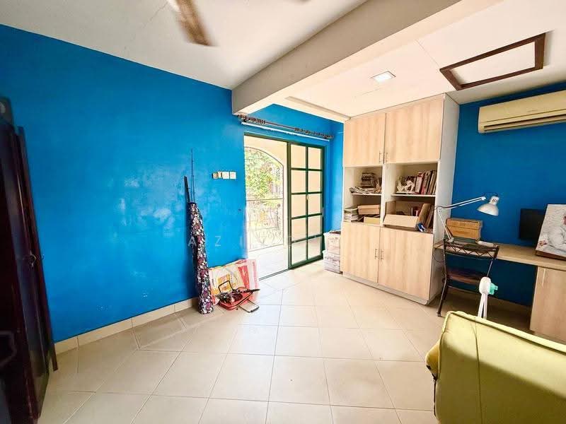 Bungalow House for Sale in Seksyen 7 (Shah Alam) - Azizol . - Study - PropertyGuru.com.my