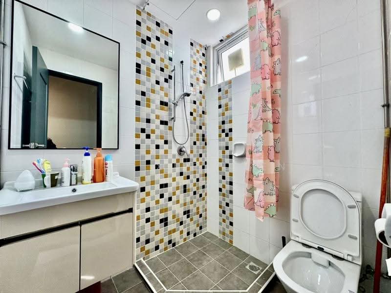 Kondominium untuk Dijual di Bayswater Resort Condominium - Lee Xue Chen - Bathroom - PropertyGuru.com.my