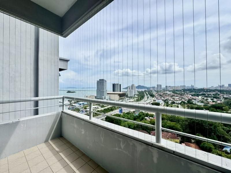 Kondominium untuk Dijual di Bayswater Resort Condominium - Lee Xue Chen - Balcony - PropertyGuru.com.my