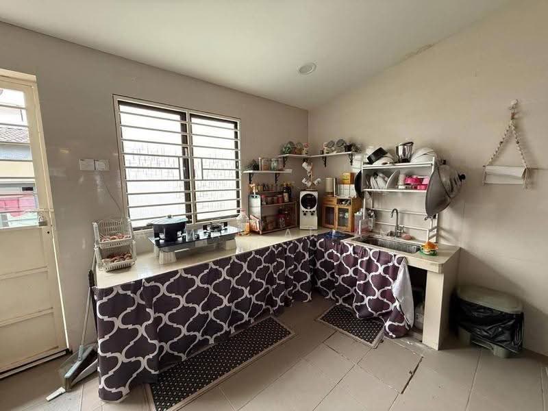 2-storey Terraced House for Sale in Sri Petaling (Kuala Lumpur) - Aiman Allam - Kitchen - PropertyGuru.com.my