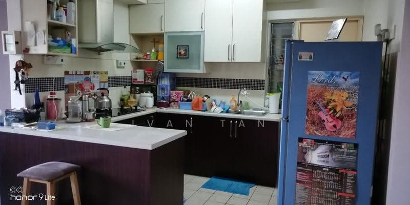 Pangsapuri untuk Dijual di saujana apartment - Ivan Tan - Kitchen - PropertyGuru.com.my