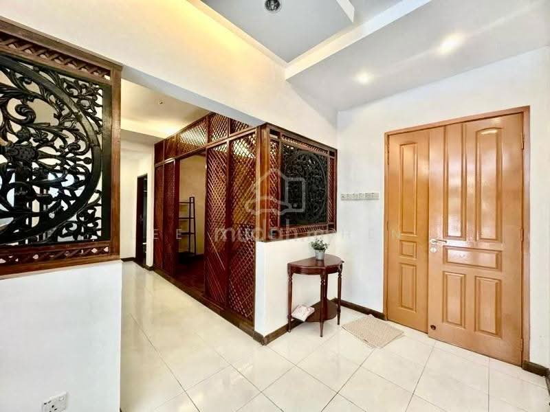 Kondominium untuk Dijual di Bayswater Resort Condominium - Lee Xue Chen - Entrance - PropertyGuru.com.my