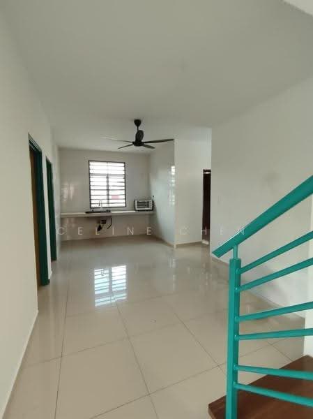 Bungalow House untuk Disewa di Paya Rumput (Melaka) - Celine Chen - Kitchen - PropertyGuru.com.my