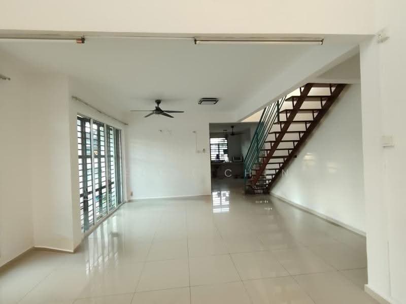 Bungalow House untuk Disewa di Paya Rumput (Melaka) - Celine Chen - Living Room - PropertyGuru.com.my