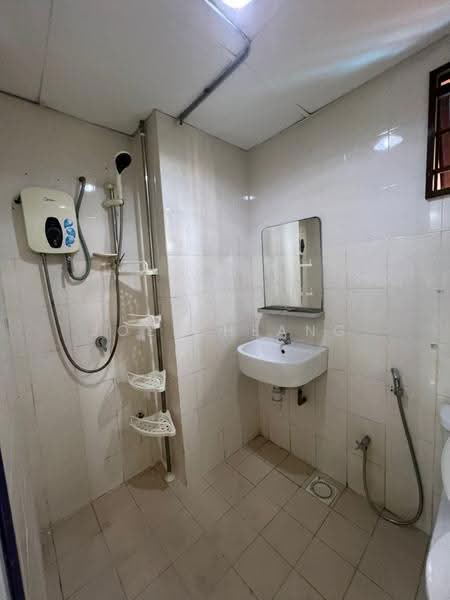 Condominium for Rent at Palm Spring @ Damansara - Joe Cheang - Bathroom - PropertyGuru.com.my