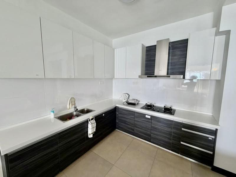Kondominium untuk Dijual di Pearl Regency - Lee Xue Chen - Kitchen - PropertyGuru.com.my