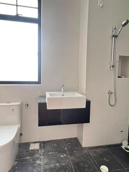 Rumah Kluster untuk Dijual di Eco Botanic 2 (Iskandar Puteri (Nusajaya)) - Jameson Choo - Bathroom - PropertyGuru.com.my