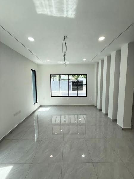 Semi-Detached House for Sale in Kampung Mohd Amin (Johor Bahru) - Elayne Low - Interior - PropertyGuru.com.my