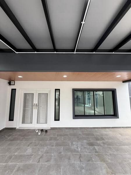 Semi-Detached House for Sale in Kampung Mohd Amin (Johor Bahru) - Elayne Low - Exterior - PropertyGuru.com.my