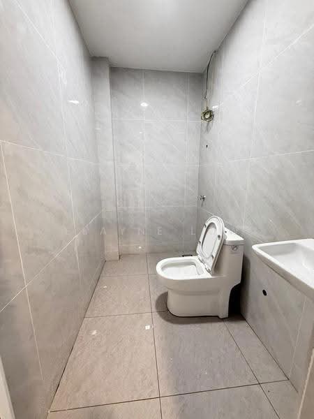 Semi-Detached House for Sale in Kampung Mohd Amin (Johor Bahru) - Elayne Low - Bathroom - PropertyGuru.com.my