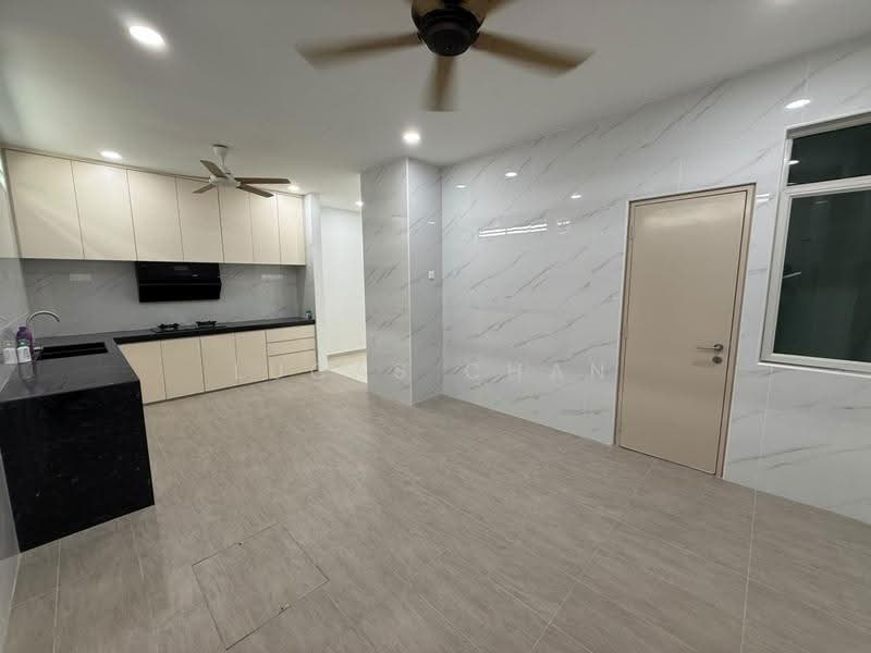 Rumah Teres 3-Tingkat untuk Disewa di Puchong (Selangor) - Lucas Chan - Kitchen - PropertyGuru.com.my