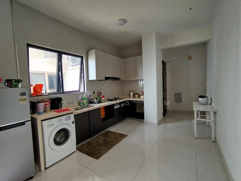 Kondominium untuk Disewa di Bay Point @ Country Garden Danga Bay - Alexius Lim - Kitchen - PropertyGuru.com.my