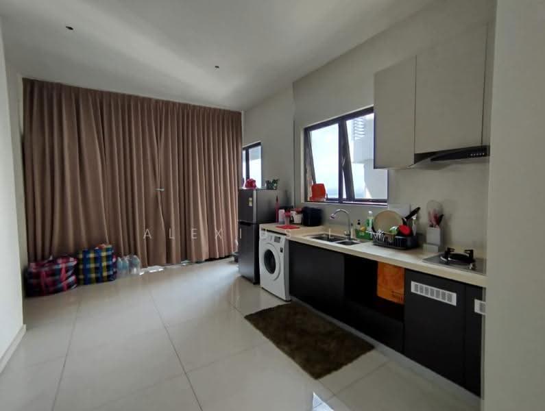 Kondominium untuk Disewa di Bay Point @ Country Garden Danga Bay - Alexius Lim - Kitchen - PropertyGuru.com.my
