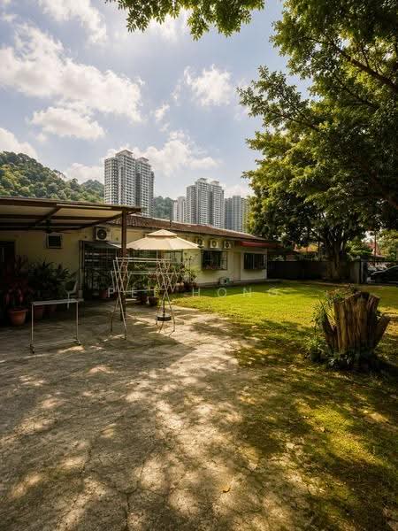 Rumah Berkembar untuk Dijual di Taman Chee Seng (Tanjung Bungah) - Pei Hong - Exterior - PropertyGuru.com.my