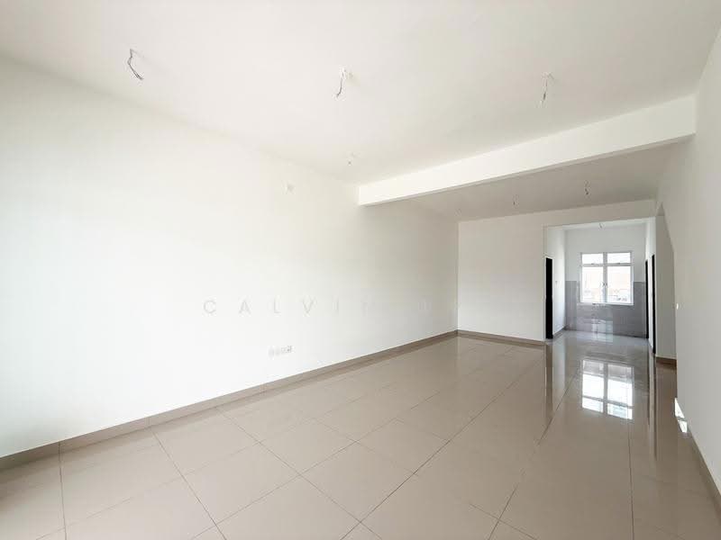 Rumah Teres 2-Tingkat untuk Dijual di Bandar Dato Onn (Tebrau) - Calvin Lee - Living Room - PropertyGuru.com.my