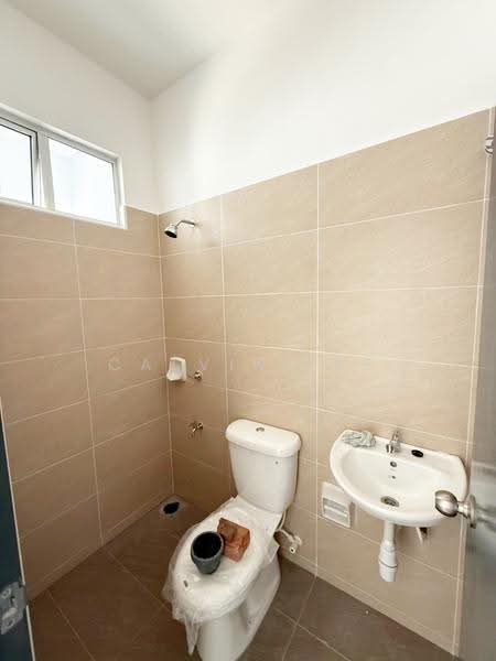 Rumah Teres 2-Tingkat untuk Dijual di Bandar Dato Onn (Tebrau) - Calvin Lee - Bathroom - PropertyGuru.com.my