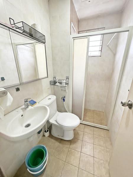 Apartment for Rent at Puteri Bayu Apartment - Wendy Boon - Bathroom - PropertyGuru.com.my
