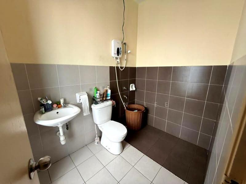 Rumah Teres 2-Tingkat untuk Dijual di Taman Sierra Perdana (Masai) - Calvin Lee - PropertyGuru.com.my