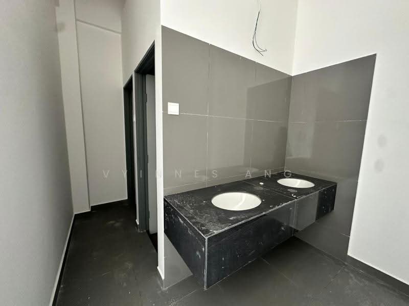 Factory for Rent in Perai (Penang) - Vyinnes Ang - Bathroom - PropertyGuru.com.my