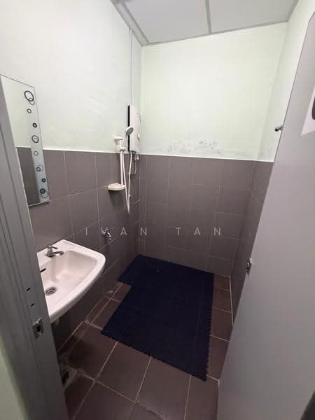 Office for Rent in Taman Miharja (Cheras) - Ivan Tan - Bathroom - PropertyGuru.com.my