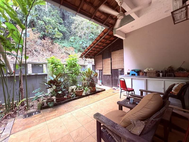 Rumah Berkembar untuk Dijual di Kota Damansara (Selangor) - Kamaruzaman Omar - Exterior - PropertyGuru.com.my