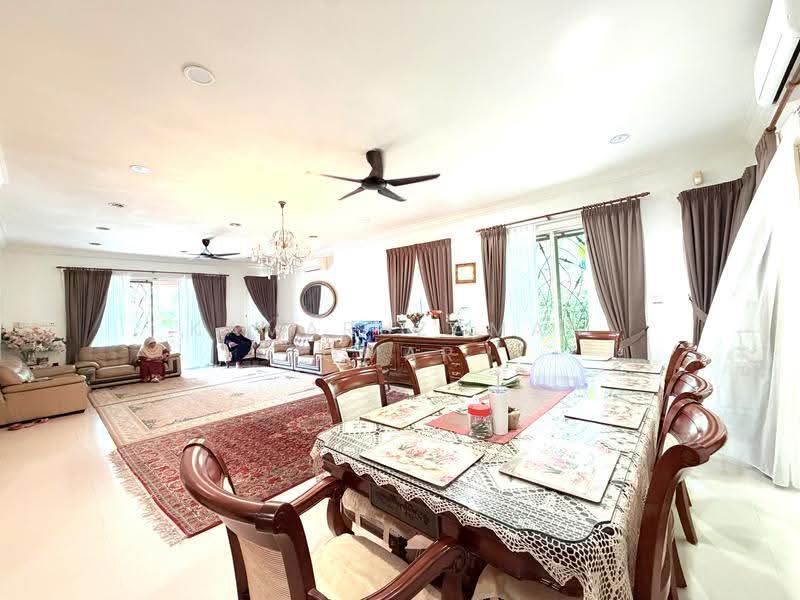 Rumah Berkembar untuk Dijual di Kota Damansara (Selangor) - Kamaruzaman Omar - Living Room - PropertyGuru.com.my