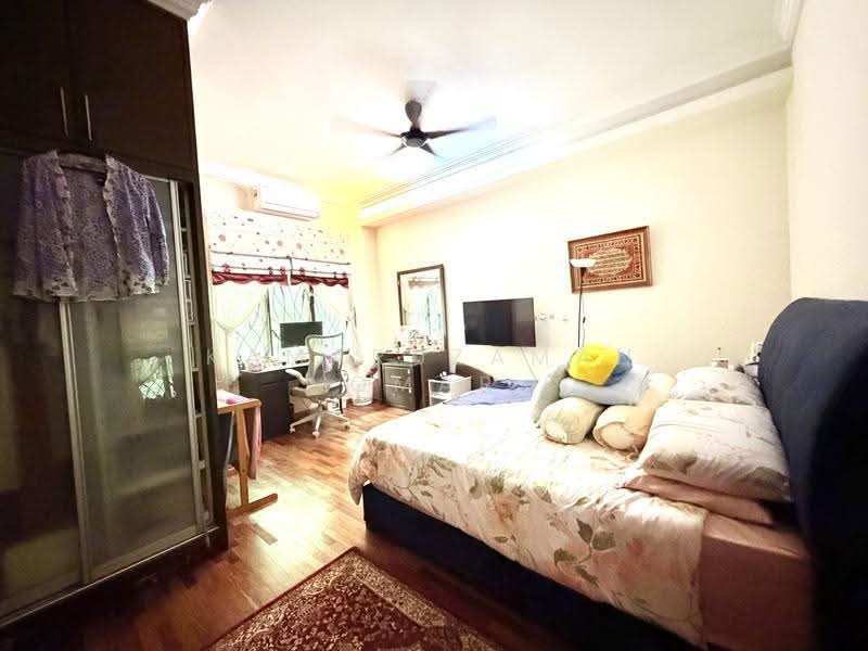 Rumah Berkembar untuk Dijual di Kota Damansara (Selangor) - Kamaruzaman Omar - Bedroom - PropertyGuru.com.my