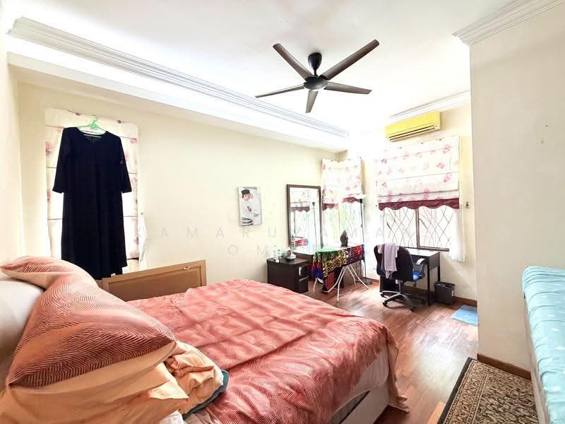 Rumah Berkembar untuk Dijual di Kota Damansara (Selangor) - Kamaruzaman Omar - Bedroom - PropertyGuru.com.my