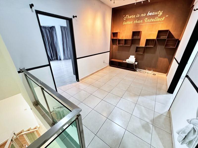 2-storey Terraced House for Sale in Taman Bangi Avenue (Bangi) - Herman Sazwan Nor Rahim - Family Area - PropertyGuru.com.my