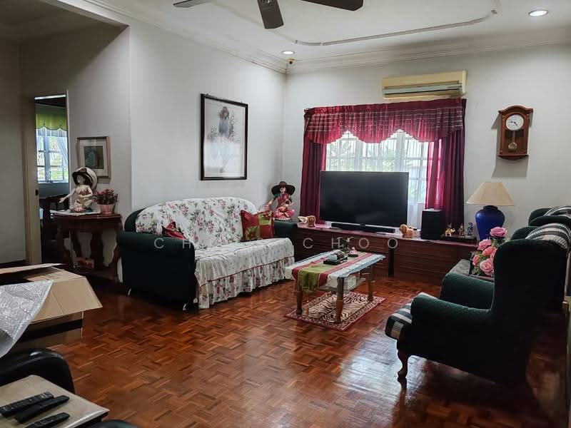 Semi-Detached House for Sale in Taman Bukit Kajang Baru (Kajang) - Chris Choo - Living Room - PropertyGuru.com.my
