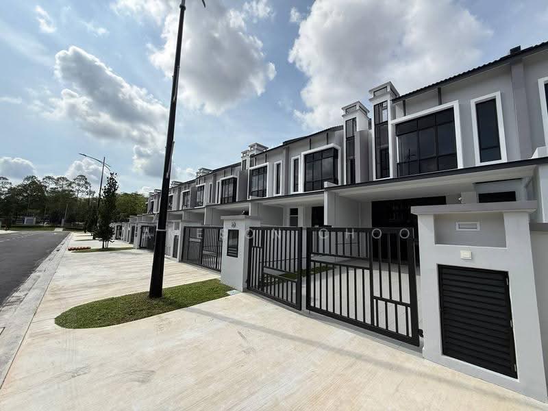 2-storey Terraced House for Sale in Taman Mount Austin (Tebrau) - Jameson Choo - Exterior - PropertyGuru.com.my