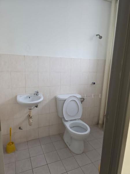 Flat for Rent at Hata Square - Vincent Lee - Bathroom - PropertyGuru.com.my