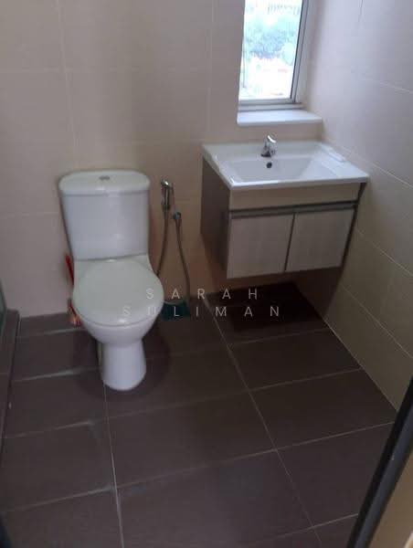 Kondominium untuk Disewa di 1A Stonor - Sarah Suliman - Bathroom - PropertyGuru.com.my